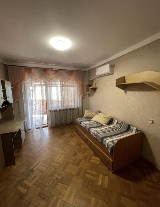 Сдам трехкомнатную Черемушки Парк Горького Люстдорфская дорога