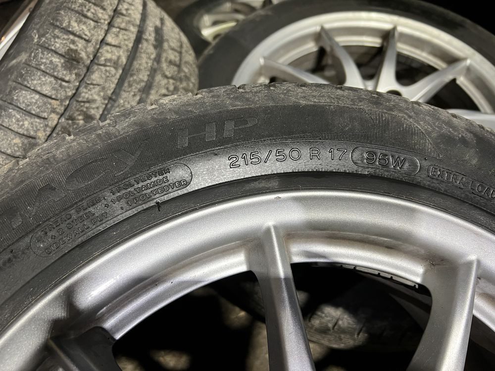 Michelin 215/50 R17 Лето