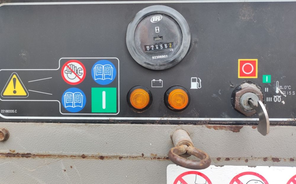 Kompresor Śrubowy Ingersoll 751 Sprężarka Powietrza Kaeser Atlas Copco