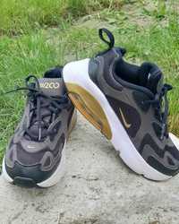 Стильные кроссовки Nike р. 35.5 (21см)