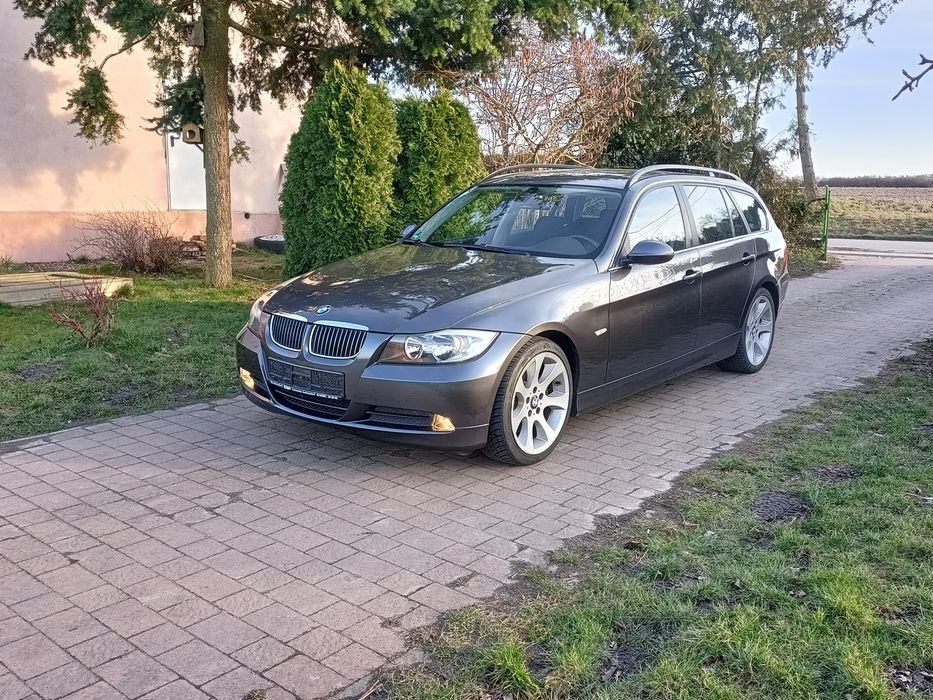 Bmw E91  330D manual !! Zadbana ! Sprowadzona!