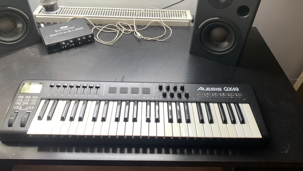 Klawisze Alesis QX49