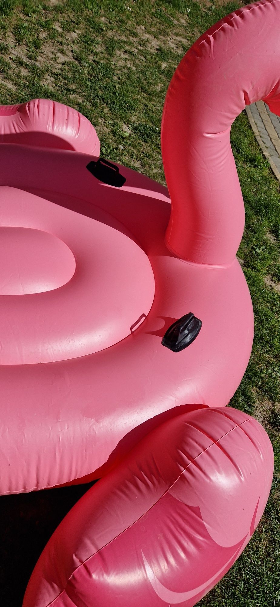 Flaming duży materac różowy dmuchany na plaze do basenu