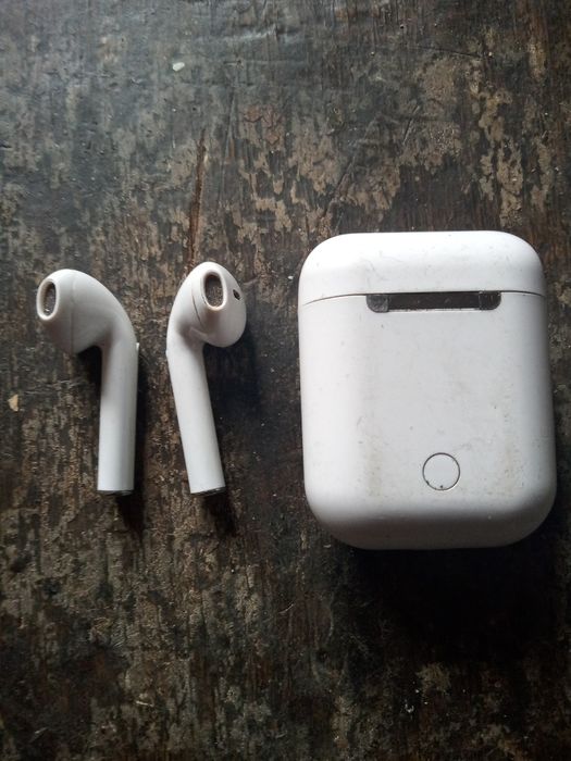 Навушники airpods