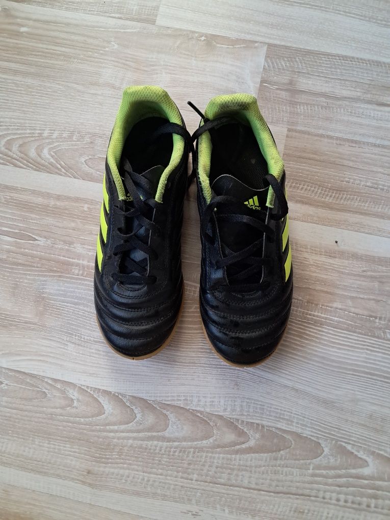 Buty do piłki halówki Adidas copa rozm. 36 i2/3 czarne plus gratisNike