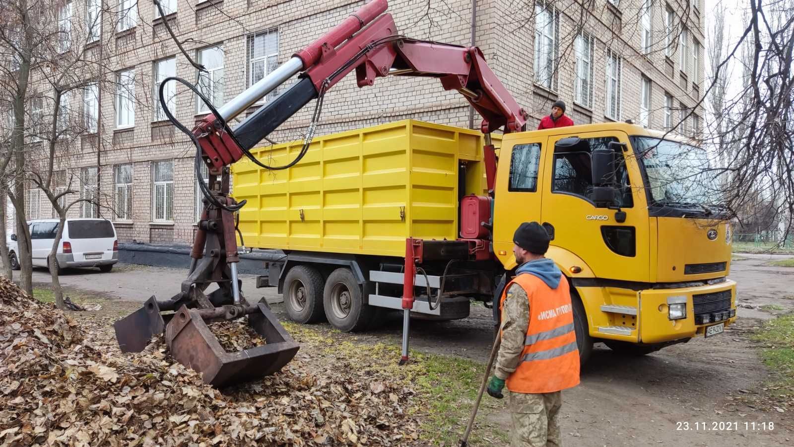 Самосвал + манипулятор + грейферний ковш. 25т, 30м3,  г. Кривой Рог