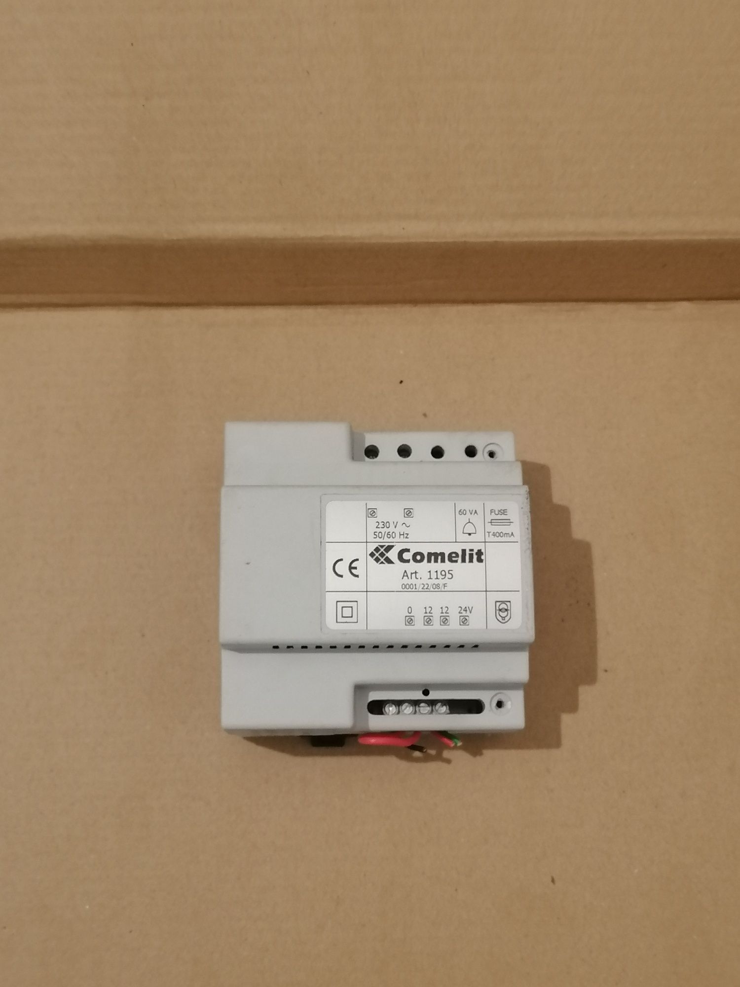 Alimentador Comelit RF. 1195