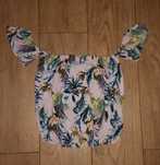 Bluzka Bershka S/36 wakacje/lato/impreza