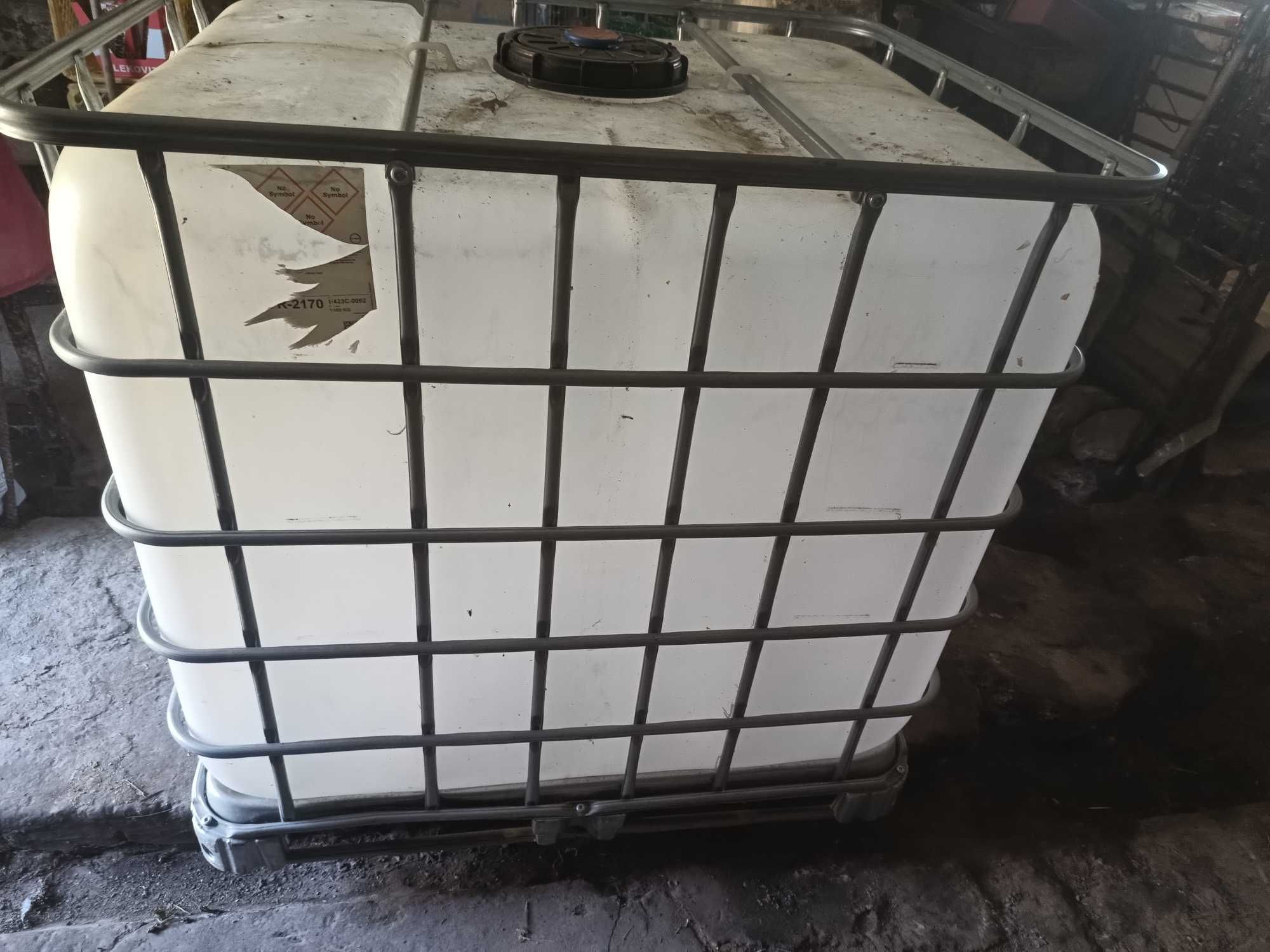 Mauzer na wodę 1000l