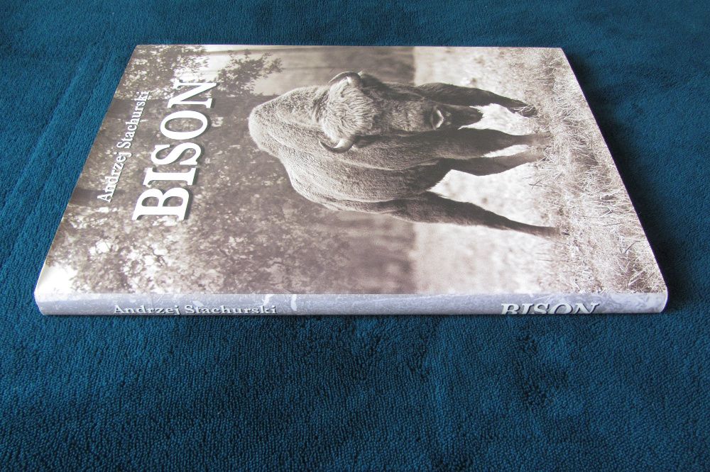 Livro "Bison" [sobre o bisonte-europeu]