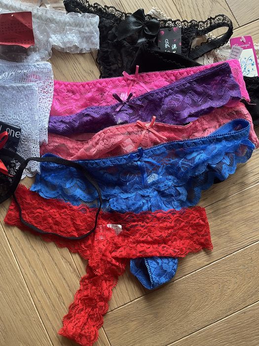 Majtki stringi zestaw 14 par