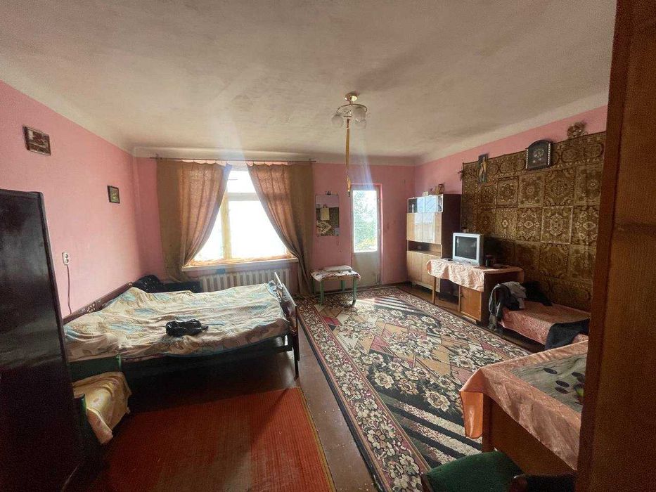 Продається 2 поверховий будинок