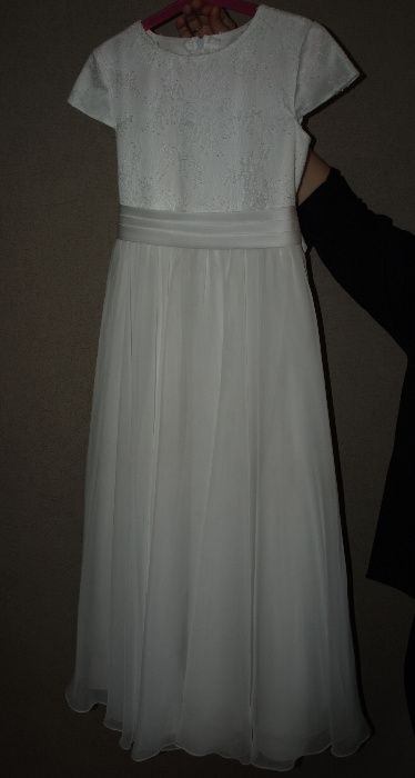 Sukienka komunijna rozm. 134-140 + wianek