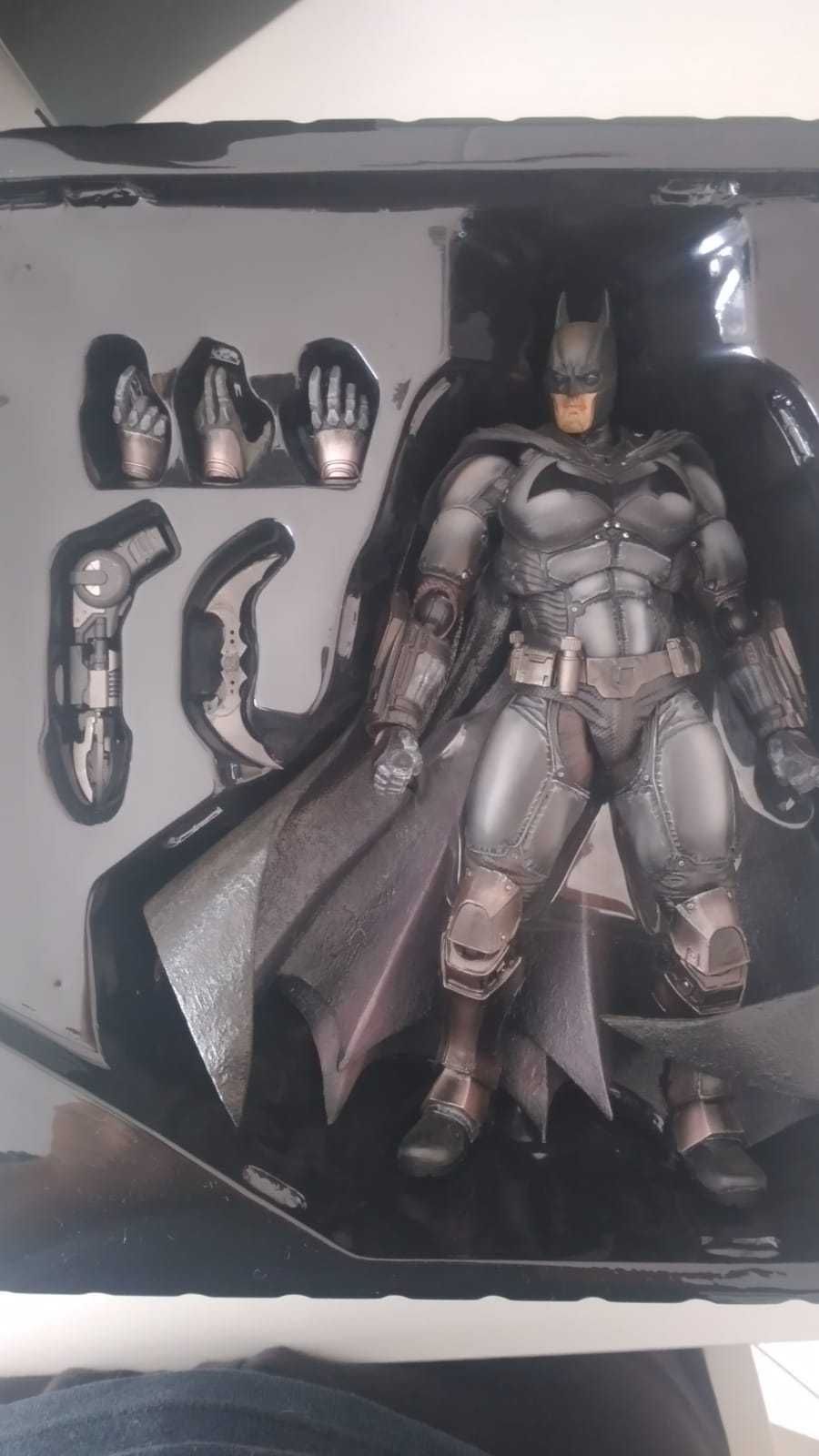 Play Arts Kai - Batman Arkham Origins - Batman - Como Novo
