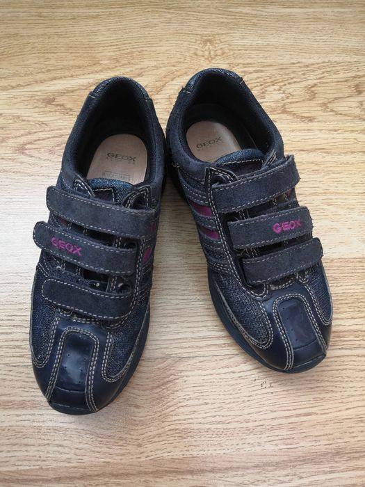 Кроссовки бренда Geox, размер 30