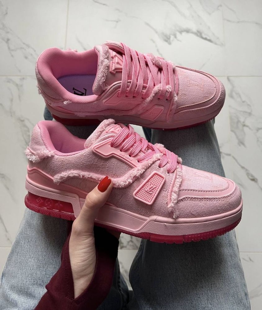 БЕЗ ПЕРЕДОПЛАТ‼️ Жіночі кросівки Louis Vuitton Trainer Triple Pink