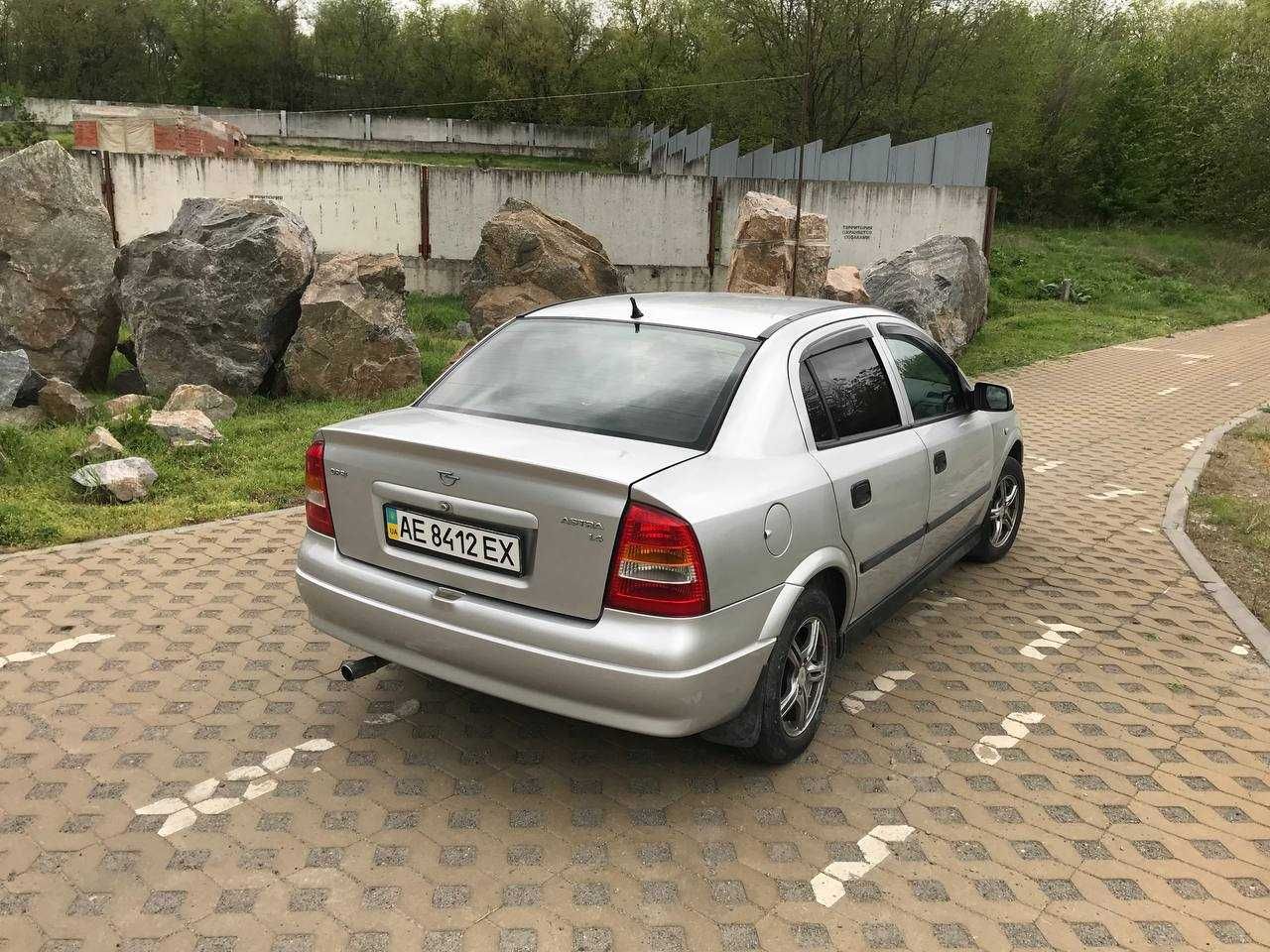 Продам Opel 2003 г. випуску