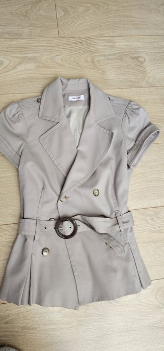 34/36 żakiet beżowy Orsay krótki rękaw pasek S