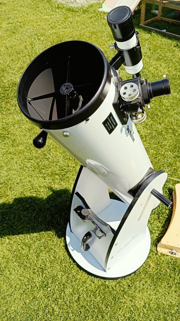 Teleskop dobson Synta 8" 200/1200mm + klin paralaktyczny Omegonklin pa