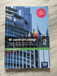 W centrum uwagi 2 - podręcznik do wiedzy o społeczeństwie