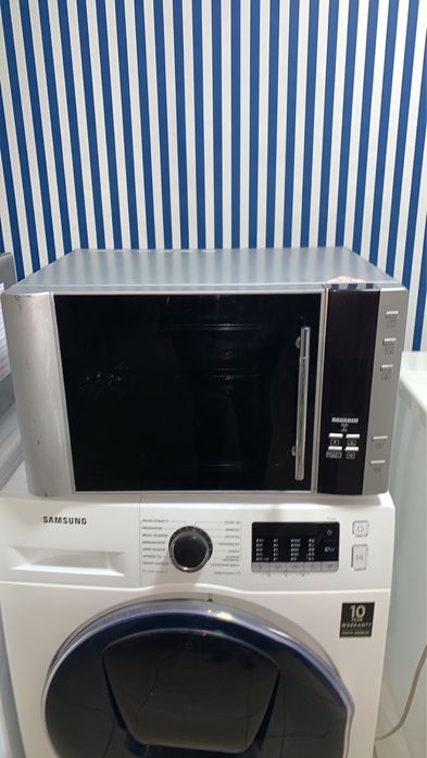 Мікрохвильова піч велика з Німеччини+гріль