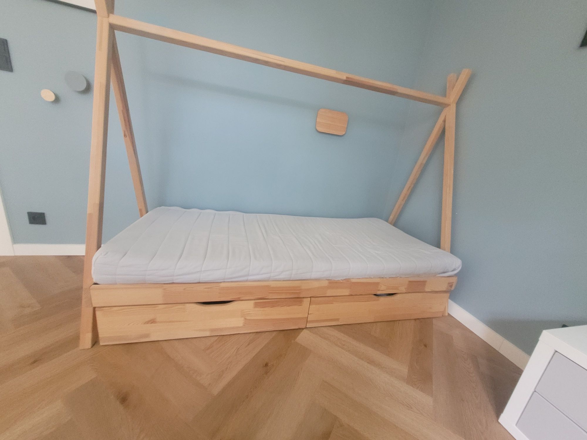 Łóżko tipi 180x80cm Luletto