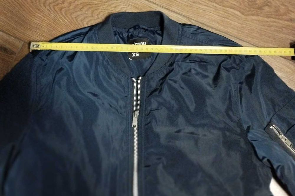 Чоловіча куртка бомбер