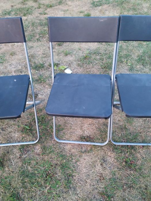 Krzesła składane Ikea czarne