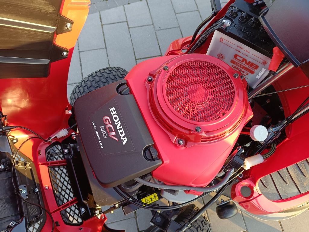Kosiarka traktorek honda HF 2317,2417,2625 profesjonalny. Nowa