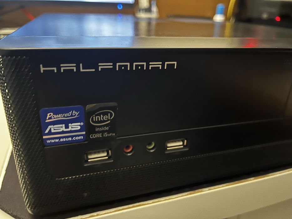 PC tipo Mediacenter Halfmman Asus/Intel