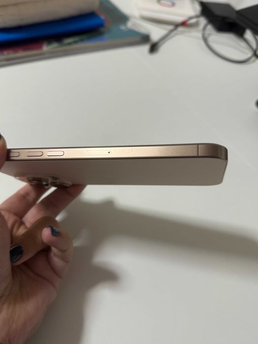 iPhone 16 Pro Max, 512 GB, Desert Titanium, idealny.