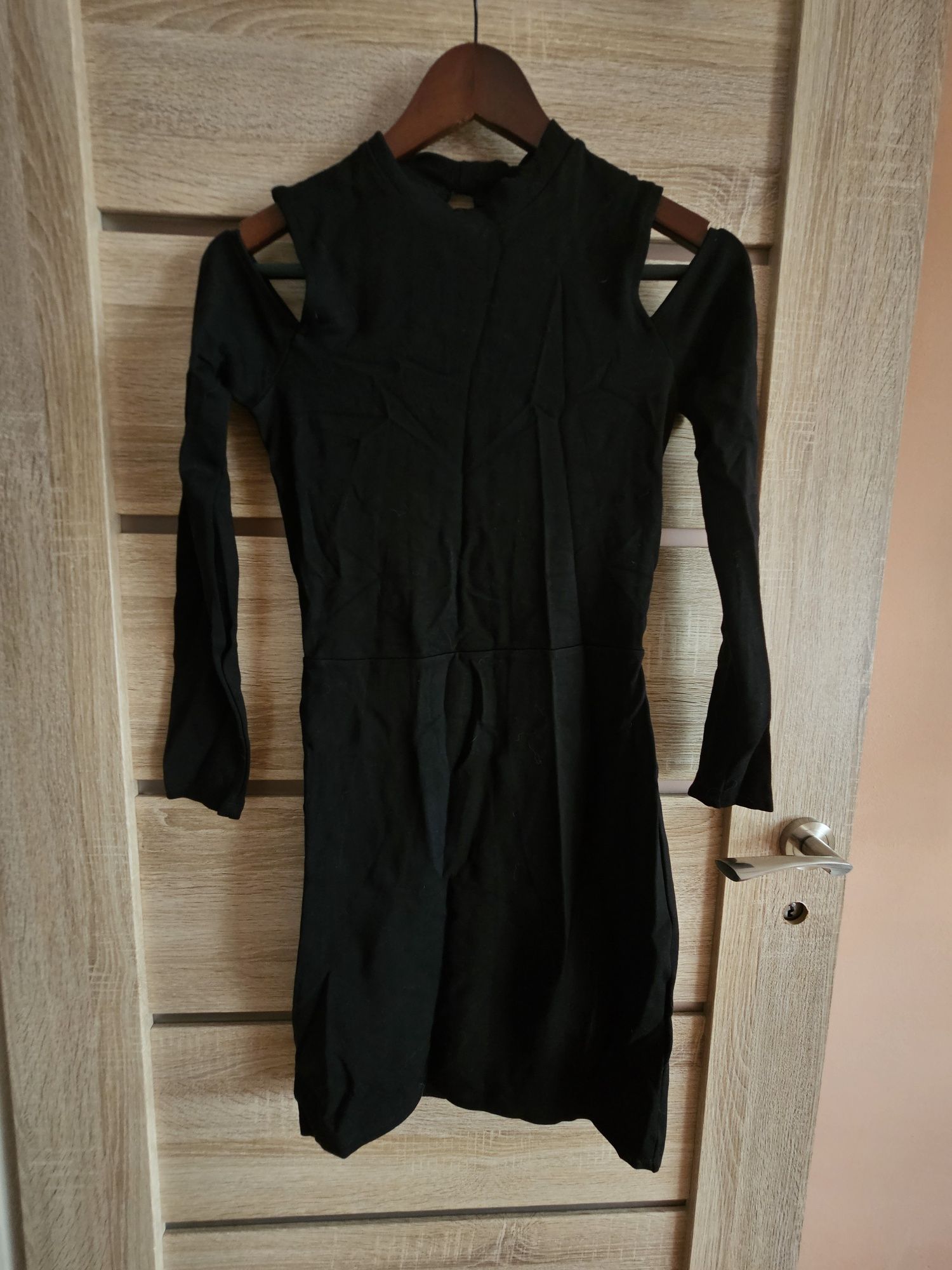 NOWA czarna mini sukienka