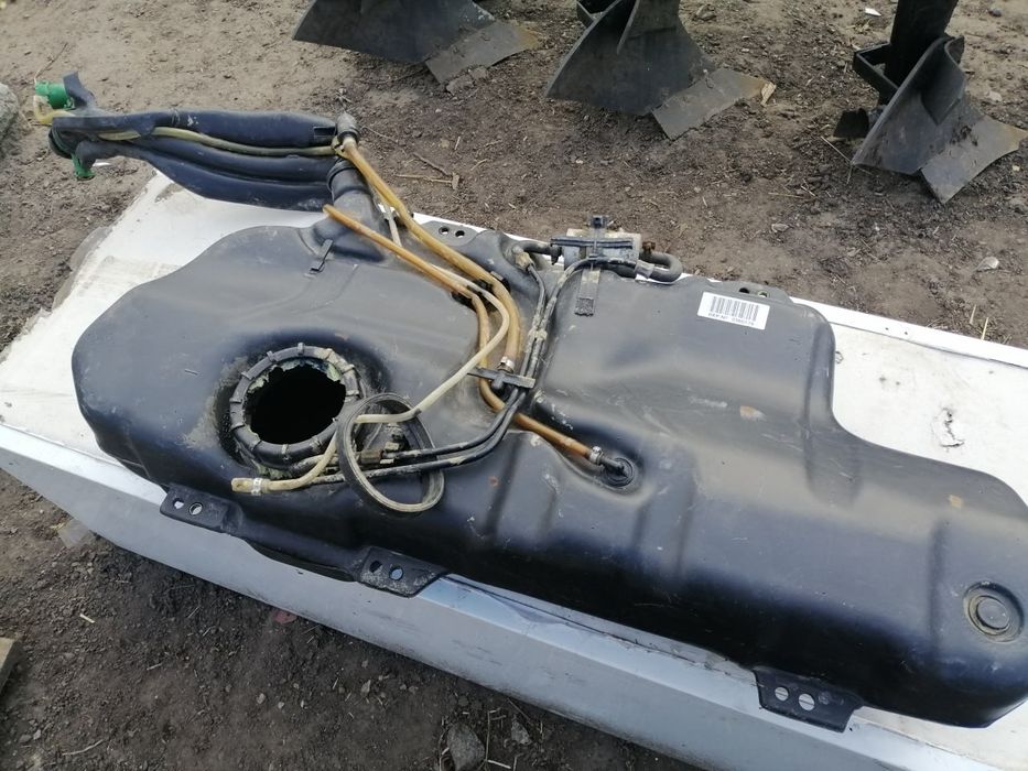 Бензобак фольцваген поло