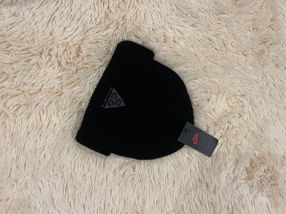 Шапка Nike acg зимня