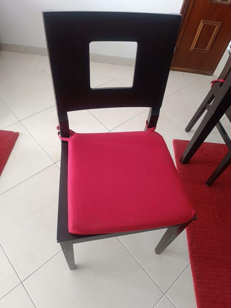 Mesa jantar + 4 cadeiras