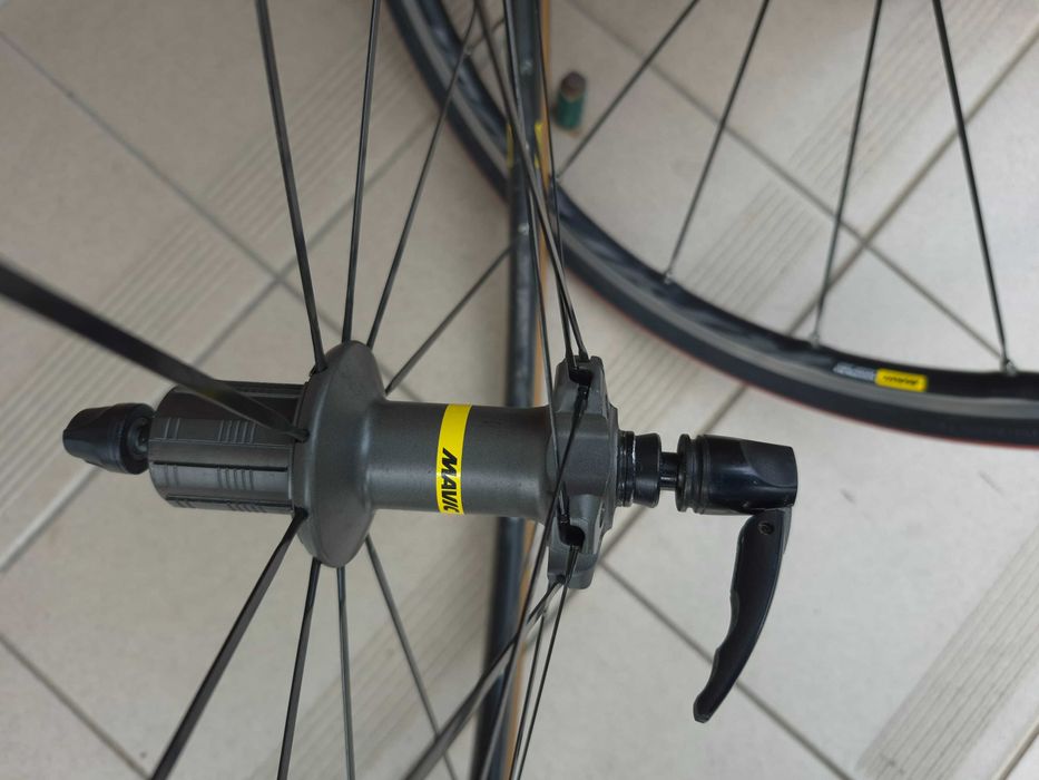 MAVIC KSYRIUM ELITE UST Koła szosowe bębenek Shimano