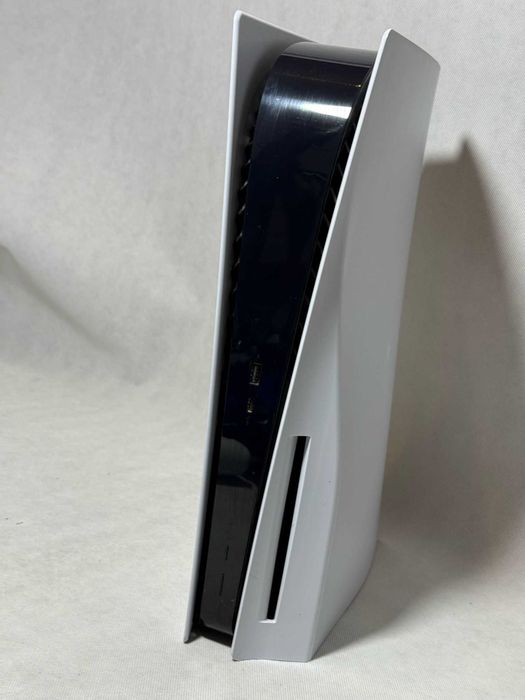 Konsola PlayStation 5  (z napędem) 3 gry + Pad– Gwarancja 3 Miesiące