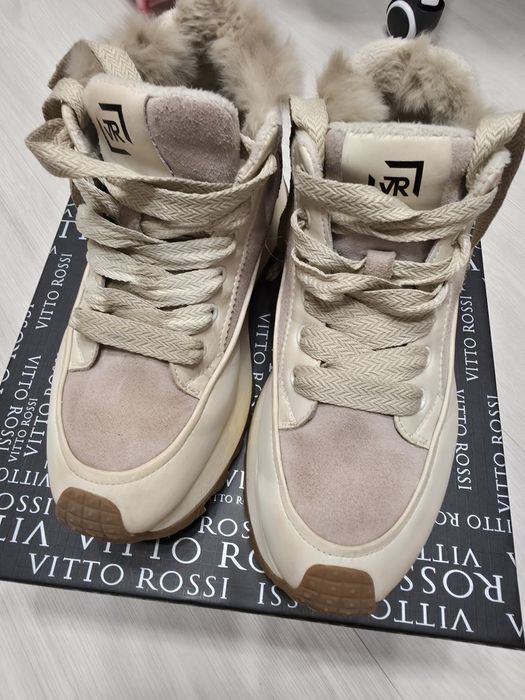 Шкіряне зимове взуття