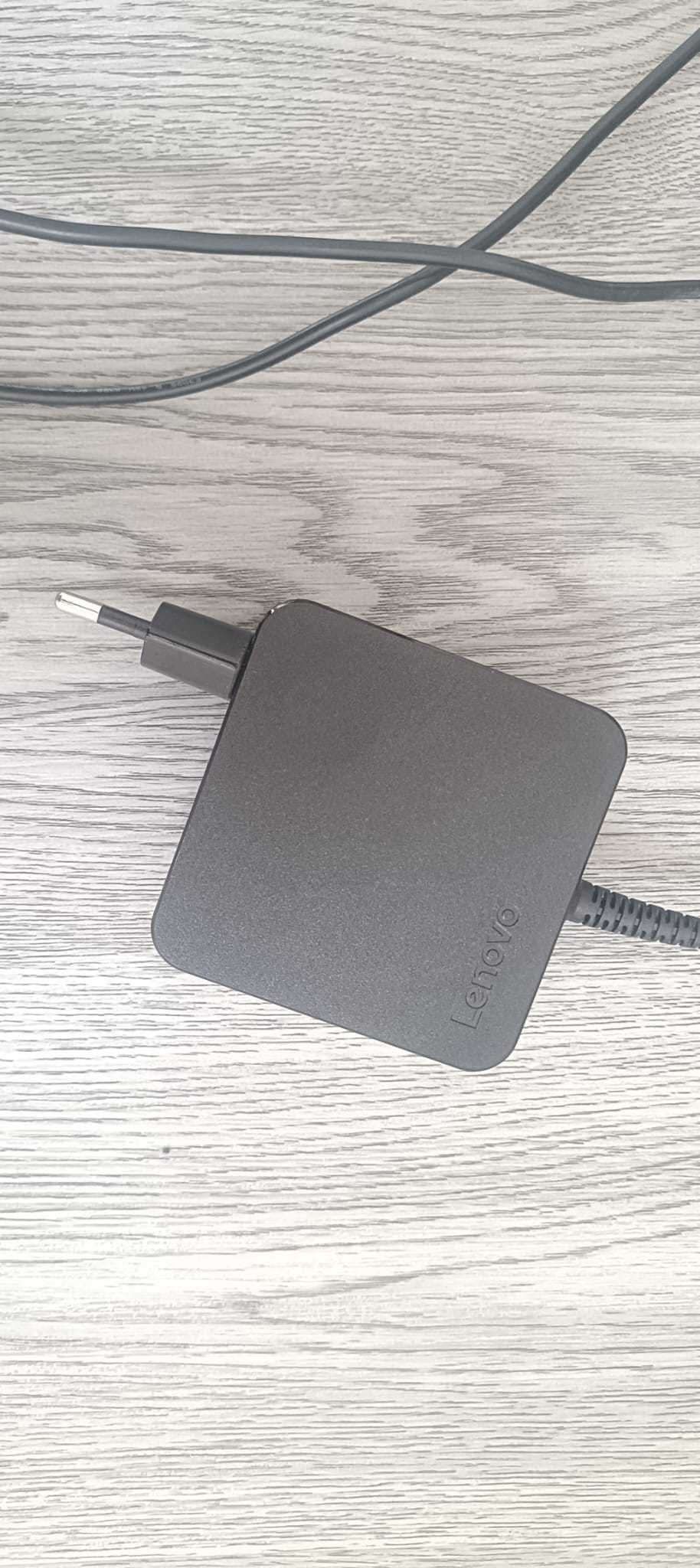 Portátil LENOVO IdeaPad 3 - 4Gb 128Gb