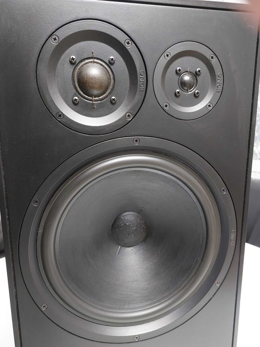 Акустика Canton GLE 100 (Верх линейки НЧ 30,1 см 14,4 кг/шт.)