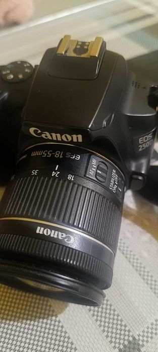 Lustrzanka Canon EOS 250D Stan Bardzo dobry!