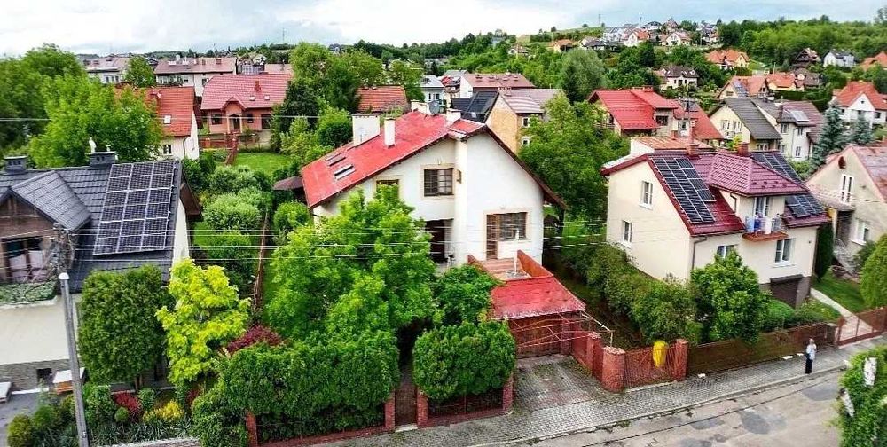 Dom w centrum gotowy do zamieszkania lub do podziału