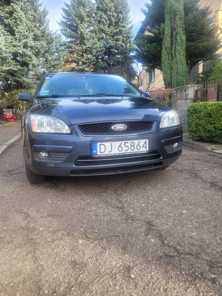 Ford focus 1.8 benzyna