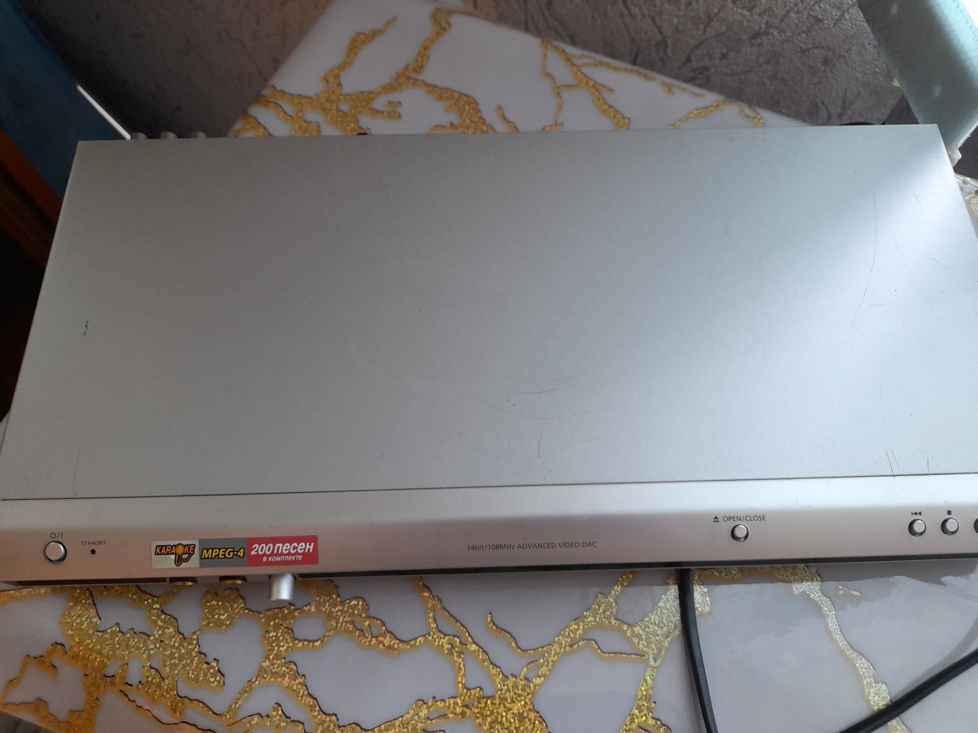 Продам Samsung DVD-P376 KD б/у