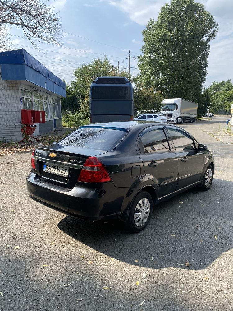 Chevrolet Aveo 2007 1.5 на газу