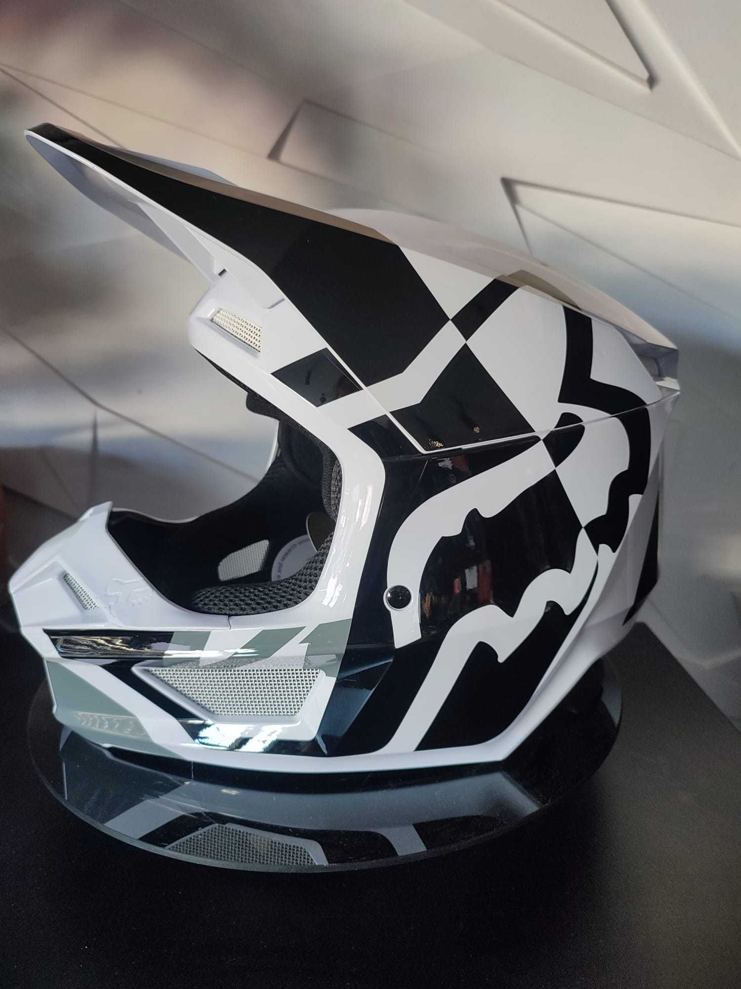 Kask cross FOX V1 LUX 'M wypożyczalnia odzieżu moto!