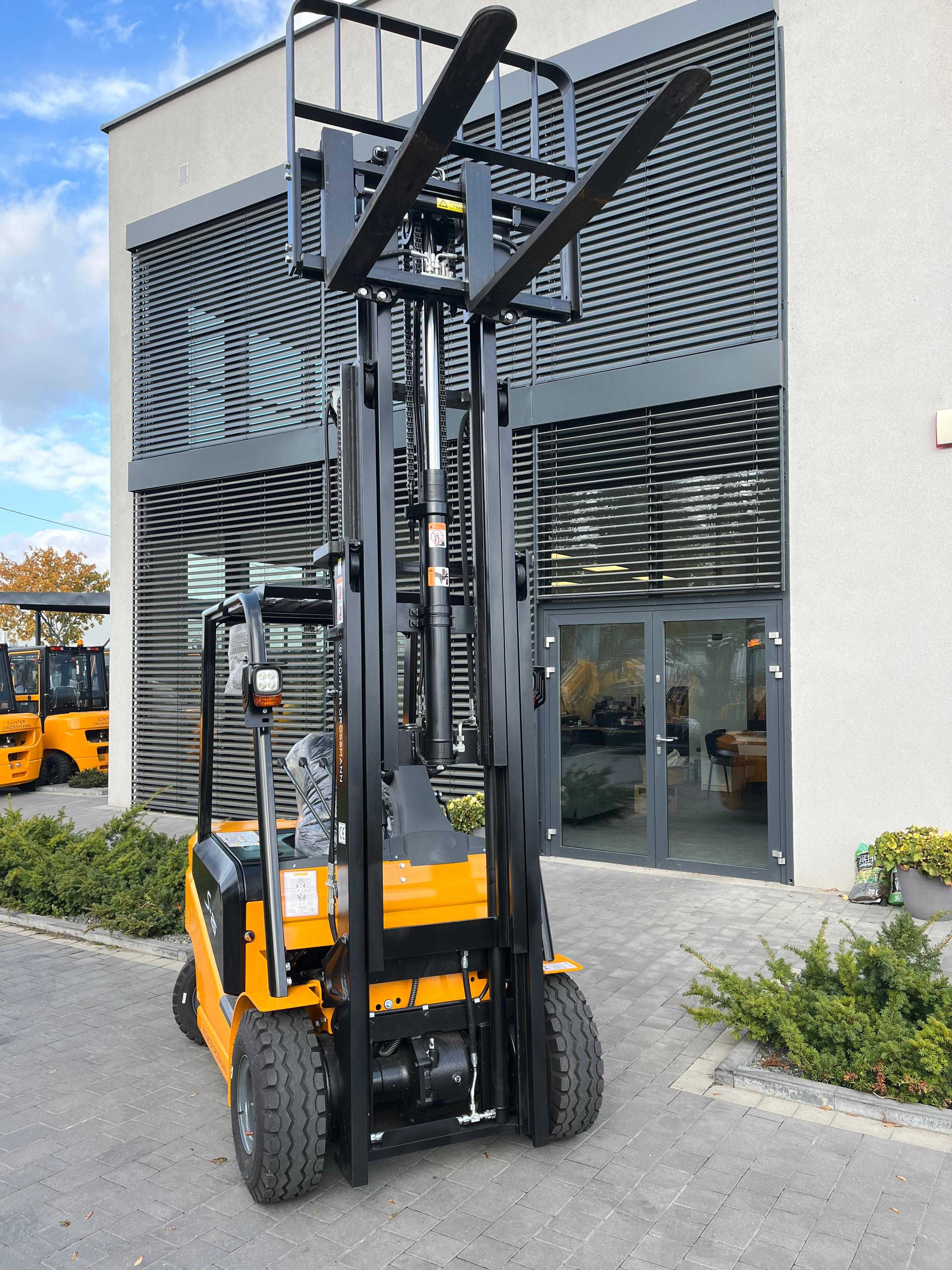 Nowy elektryczny wózek widłowy Gunter Grossmann S25. 2,5T - triplex