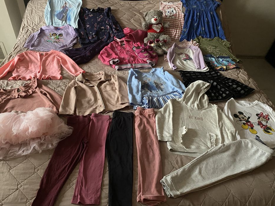 Набір речей для дівчинки розмір  98-104-110  пакет речей