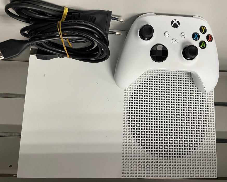 Konsola Xbox One S 1TB z napędem
