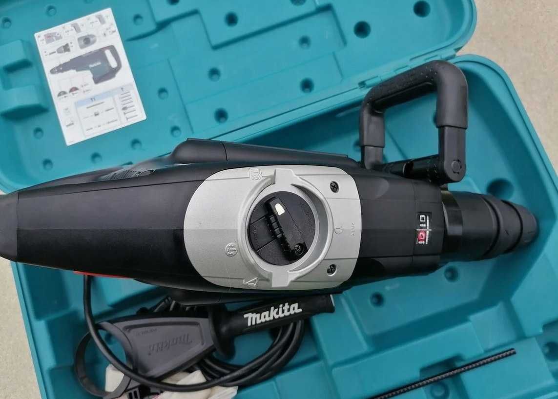 Makita HR5210C młotowiertarka udarowa z walizką.